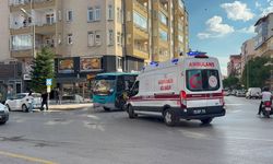Selçuk Mahallesi’nde otomobil ile motosiklet çarpıştı