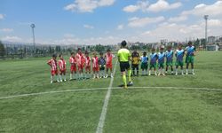 Niğde'de U-12 futbol karşılaşmaları oynandı