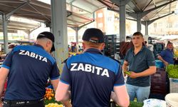 Zabıta ekiplerinden pazar esnafına yüksek ses uyarısı