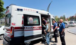 Meydanda fenalaşan vatandaş hastaneye kaldırıldı