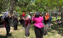Niğde’de şalvarını alan Kızılelma’ya koştu