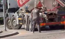 Beton mikserden taşan beton yola döküldü