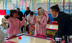 Özel çocuklar, Vali amcalarıyla lunaparkta keyifli bir gün geçirdi