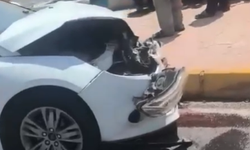 Bor'da otobüs ile otomobil çarpıştı: 3 yaralı