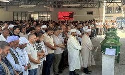 4 kişi feryatlar arasında son yolculuğuna uğurlandı