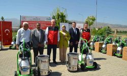 Manda yetiştiricilerine süt sağım ve elektrikli yayık makinesi desteği