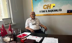 Tevfik Caymaz CHP Niğde İl Başkanlığı koltuğuna oturdu