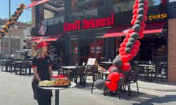 Niğde'de Simit Teknesi ikinci şubesini hizmete açtı