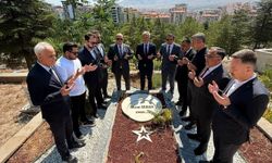 Murat Zeren vefatının yıl dönümünde anıldı