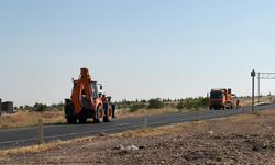 Niğde-Adana yolunda asfalt yenileme çalışmaları sürüyor