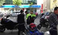 Niğde'de otomobil ile motosiklet çarpıştı
