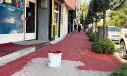 Niğde'de kaldırımlar yenileniyor
