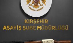Ruhsatsız tabanca ve av tüfekleri ele geçirildi