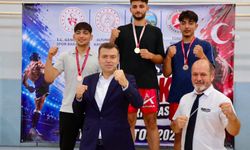 Niğde'de Kick Boks turnuvasında sporcular ödüllerini aldı
