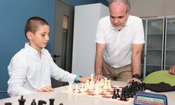 Rektör Uslu çocukların yaz neşesine ortak oldu