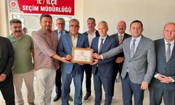 MHP Niğde İl Başkanı Aytekin Tükenmez mazbatasını aldı