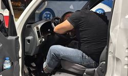 Yasal sınırın 11 katı üzerinde alkollü sürücü akaryakıt alırken direksiyonda sızdı