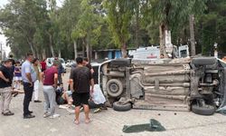 Otomobil hafif ticari araçla çarpıştı: 5 yaralı