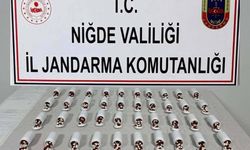 Niğde otogarında 2 şüphelinin üzerinden binlerce hap çıktı