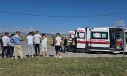 Motosikletler çarpıştı: 3 yaralı