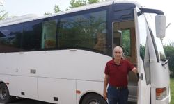 Niğde'de eski otobüsü karavana dönüştürdü
