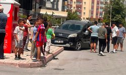 Selçuk Mahallesi'nde iki araç çarpıştı: 1 yaralı