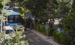 Bor'da motosiklet sürücüsünün kaçış manevrası kazayla sonuçlandı
