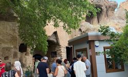 Niğde’de Gümüşler Manastırı’nda hafta sonu yoğunluğu