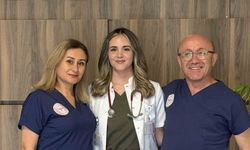 Anne ve babasının görev yaptığı hastanede doktor oldu