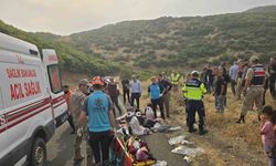 Minibüs şarampole yuvarlandı: 10 yaralı