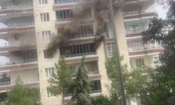 Mahsur kalan çocuklar itfaiye merdiveni ile kurtarıldı