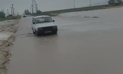 Niğde’de Orhanlı yolu sular altında kaldı
