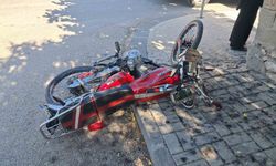 Karaman'da hafif ticari araçla motosiklet çarpıştı: 1 yaralı