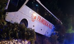 Yolcu otobüsü kaza yaptı: 18 yaralı