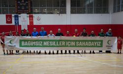 Bağımlılıklara karşı Niğde’de voleybol sahasına çıktılar