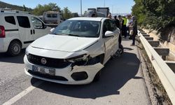 3 araçlı zincirleme kaza: 5 yaralı