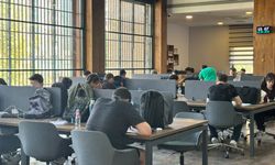Öğrencilerin hafta sonu uğrağı kütüphaneler oldu