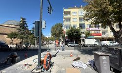 Dışarı Cami yaya geçidi kullanıma hazırlanıyor