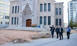 NÖHÜ Derbent Yerleşkesi’nde caminin iç mekanı tamamlandı