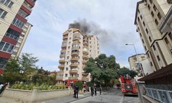 9 katlı binanın çatı katında yangın