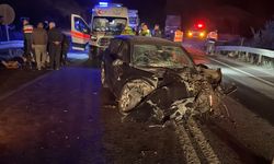 otomobil ile TIR çarpıştı: 3 yaralı