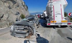 Tır ile pikap çarpıştı: 1 ölü, 2 yaralı