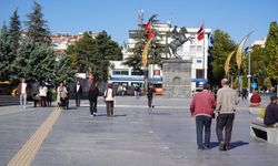 Niğdeliler hafta sonunu çarşıda değerlendirdi