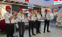 Niğde’de 29 Ekim coşkusu TemaPark AVM’ye taşındı