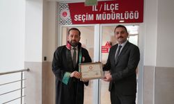 4. kez seçilen Başkan Öztürk mazbatasını aldı