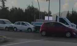 Niğde’de 3 araç zincirleme kazaya karıştı