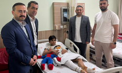 Yeni Parti Niğde'den tedavi gören Gazzeli Muhsin'e ziyaret
