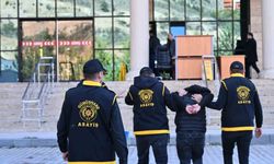 İki evden altın ve para çalındı, şüpheli yakalandı