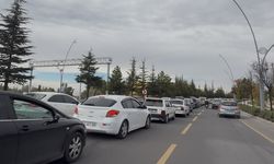 KPSS öncesi Bor Yolu’nda trafik yoğunluğu