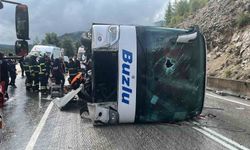 Yolcu otobüsü devrildi: 1 ölü, 7 yaralı